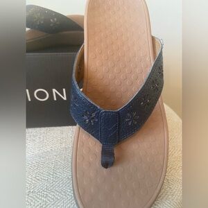 Vionic Navy and Tan Women's Sandals